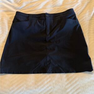 Eddie Bauer Navy Skort